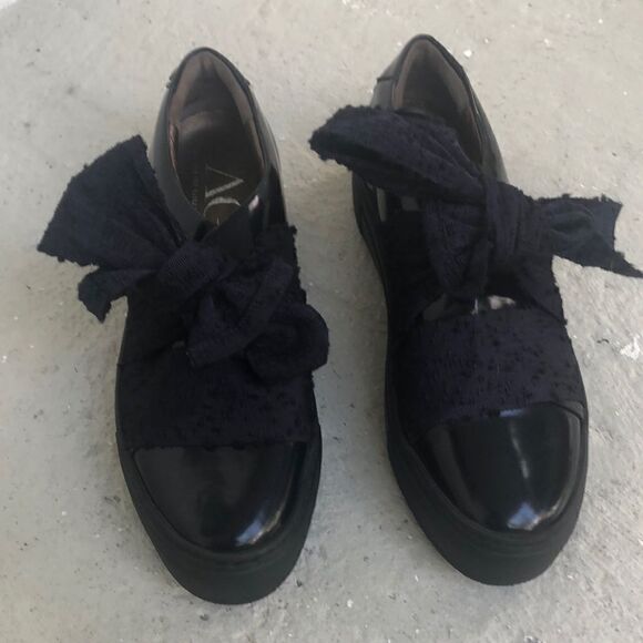 AGL patent leather bow - Picture 1 of 8